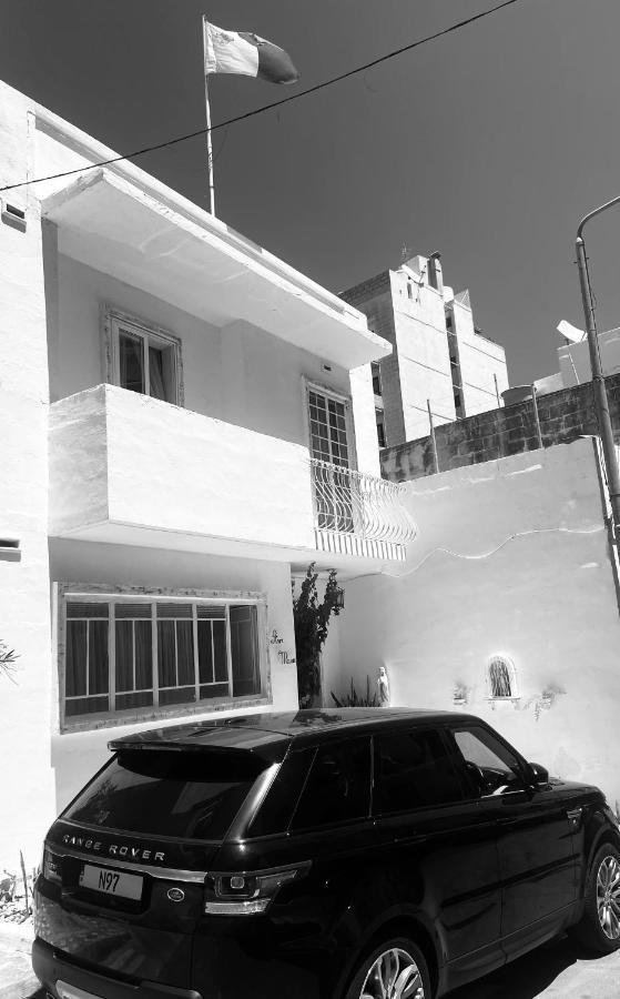 Ave Maria Guest House Saint Julian's Екстер'єр фото